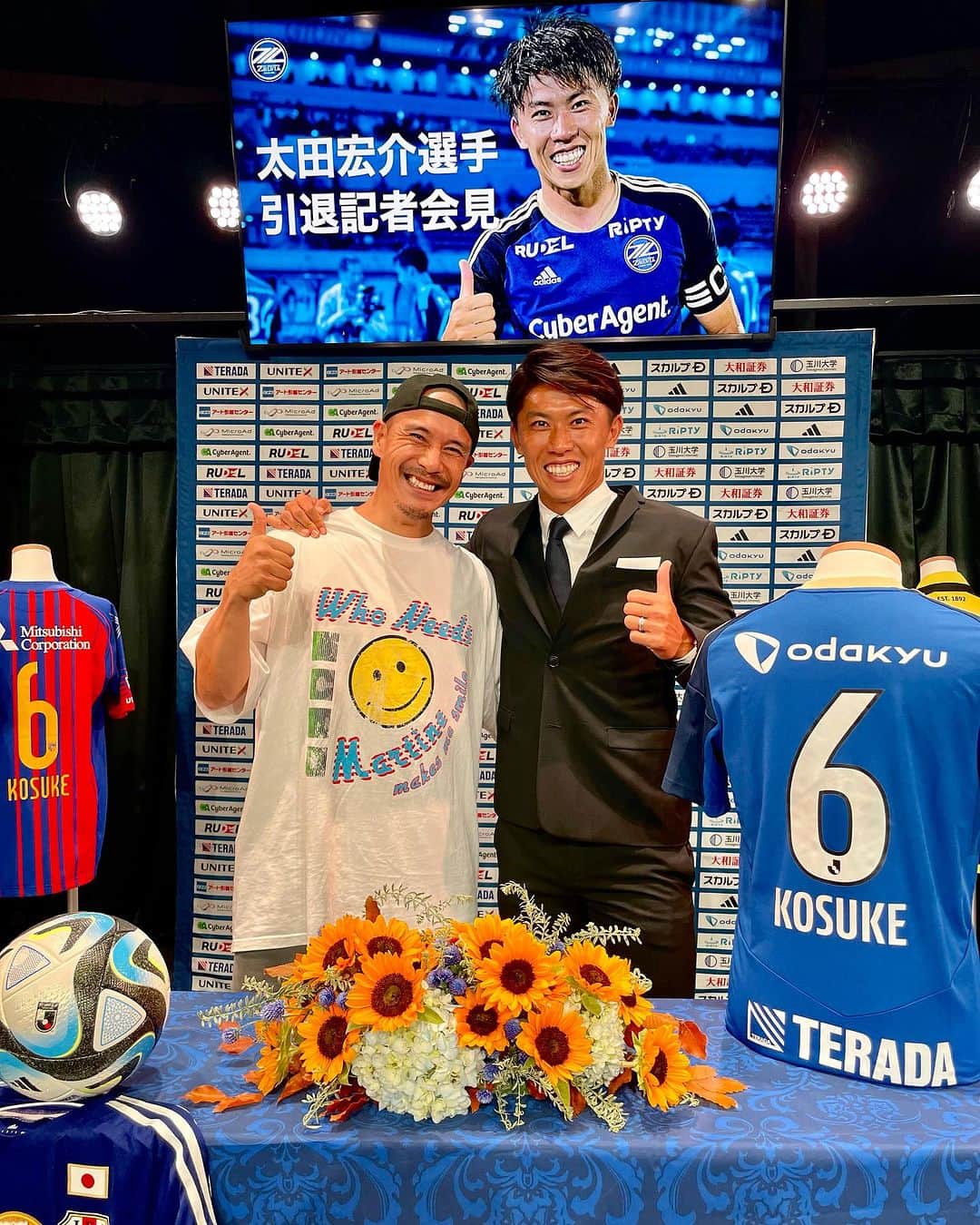 のインスタグラム：「大好きな太田宏介 @kosuke_ota_official  の特別な会見の司会を担当でき、本当に本当に幸せでした。  にしても宏介泣くの早すぎ　笑笑  宏介だからこその優しく温かい雰囲気で、素晴らしい会見でした。引退の会見でしたが、みんなが幸せそうな顔をしていました。  宏介、お前は本当に素敵だ。  M-1出よう！」