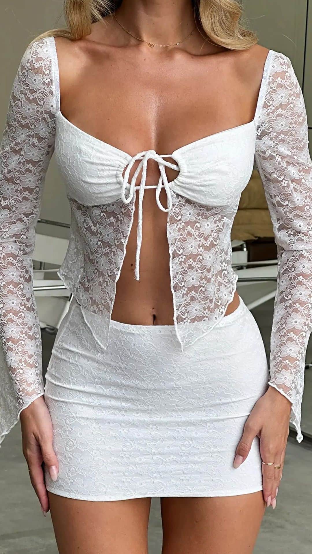 tiger Mistのインスタグラム：「New to Tiger Mist. Tap to shop the Junie Top + Skirt! 🤍」