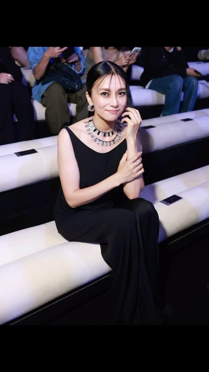 柴咲コウのインスタグラム：「𝑴𝒆𝒔𝒔𝒊𝒌𝒂 𝑯𝒊𝒈𝒉 𝑱𝒆𝒘𝒆𝒍𝒓𝒚 𝑺𝒉𝒐𝒘 𝟐𝟎𝟐𝟑 𝑴𝒊𝒅𝒏𝒊𝒈𝒉𝒕 𝑺𝒖𝒏  #MESSIKA #MESSIKAPFW #DISRUPTINGDIAMONDS #ParisFashionWeek2023 #PFW #MessikaCafe」
