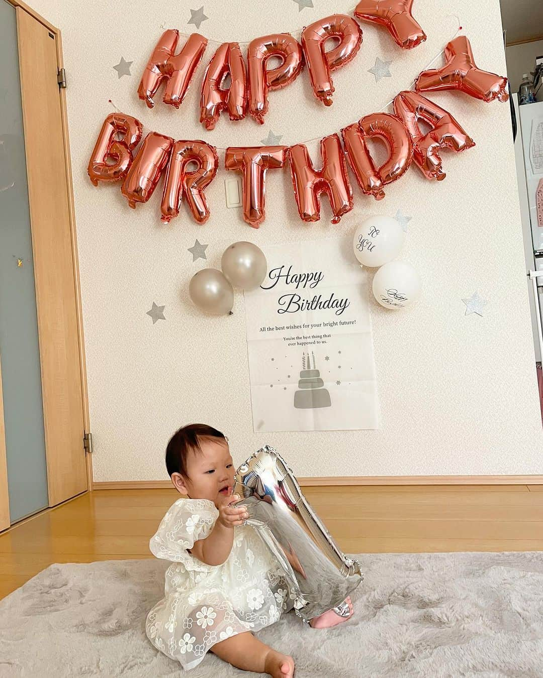 渡部太基さんのインスタグラム写真 - (渡部太基Instagram)「.  Happy 1st Birthday🎉👼 皆さまに支えられ 無事にこの日を迎えられました🫶 お祝いしてくれた皆さんありがとうございました✨☺️ #わたべんちのお姫さま #1歳 #誕生日 #おめでとう #20231003」10月4日 9時47分 - daikick7