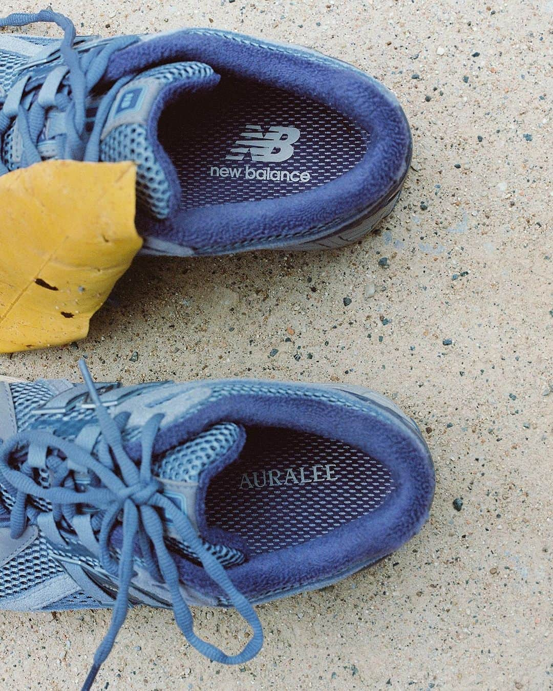 EYESCREAMさんのインスタグラム写真 - (EYESCREAMInstagram)「AURALEEとNew Balanceによる新たなコラボレーションシューズ『AURALEE × New Balance 1906R』が10月11日（水）に発売。詳細はMasteredにて✔︎  @auralee_tokyo @newbalance #auralee #newbalance #1906r #shoes #kicks #sneakers #style #tokyo #everythingmastered #🆕」10月4日 10時12分 - masteredjp