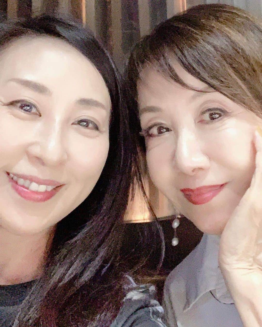 奈美悦子さんのインスタグラム写真 - (奈美悦子Instagram)「あわび亭で鮑三昧、鰤しゃぶも。贅沢な夜！ #練馬 #練馬グルメ #鮑 #アワビ #あわび #あわび亭 #鰤しゃぶ #友達 #美味しい #おいしいもの  #好き #楽しい #ありがとう」10月4日 10時44分 - nami.etsuko