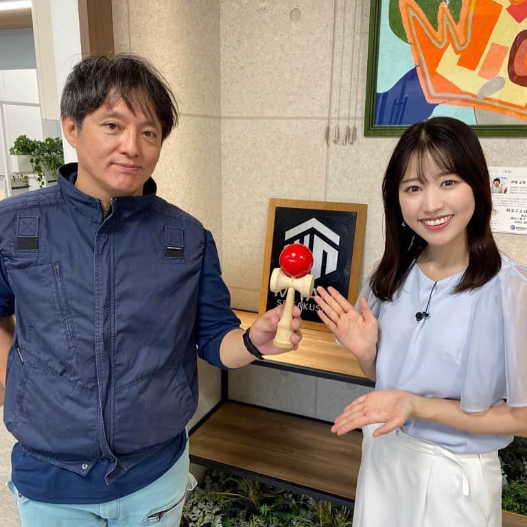 広島ホームテレビ「HOME NEXT neo」のインスタグラム：「こんにちは♪山﨑です☺️  今日からピタニューの新コーナー 「やまさきしらべ」がスタートします！✨  私が気になったことをとことん取材して ご紹介します😆  第一回は 「けん玉採用」を始めた尾道市の企業を調査！ けん玉が上手いと採用…？！ この珍しい募集には、深いワケがありました！  「やまさきしらべ」は 毎週水曜日5時台の「ピタニュー｣で放送です🥰  ぜひご覧ください♪   #やまさきしらべ  #新コーナー #ピタニュー」