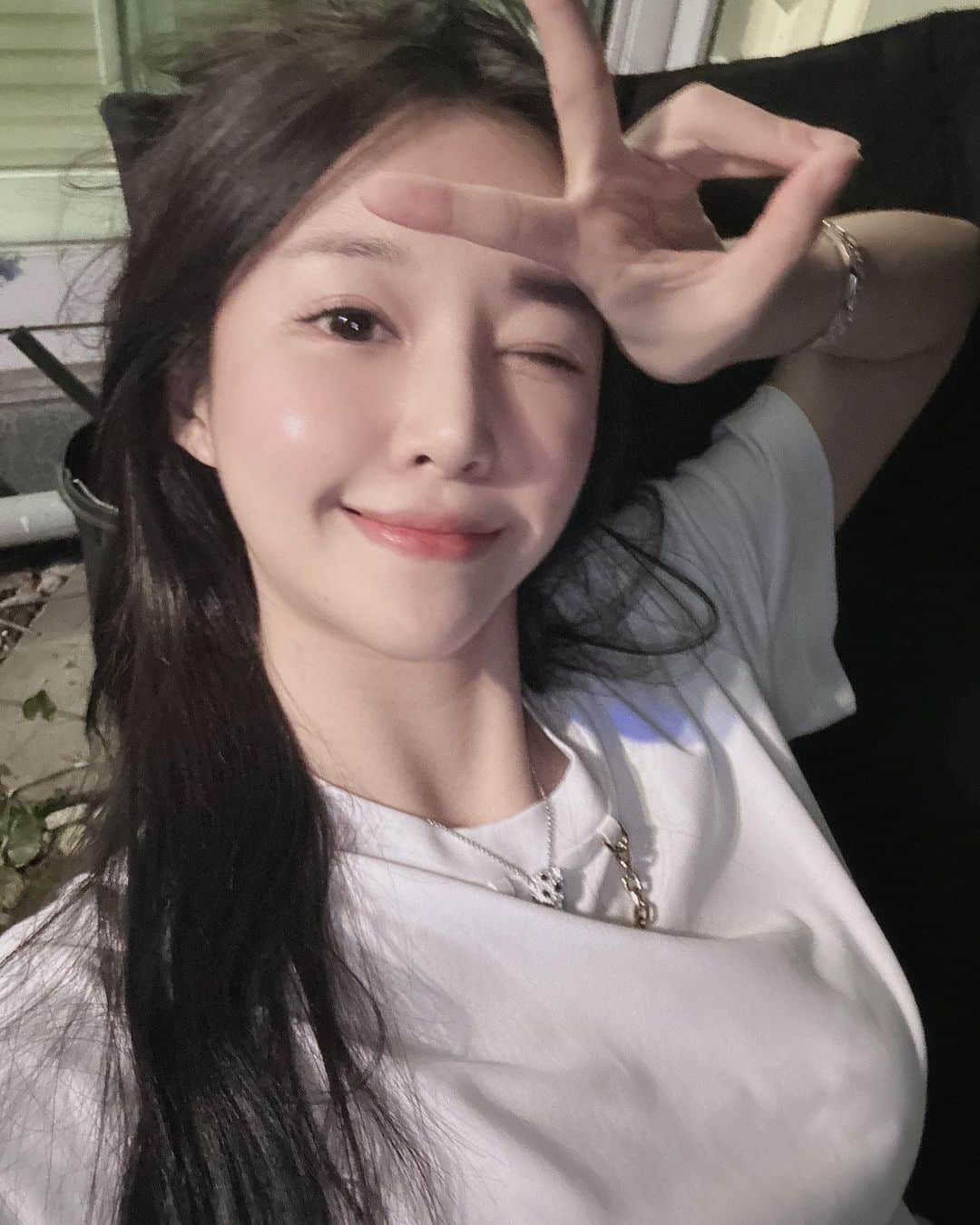 エリン のインスタグラム：「행복연휴끝.. 아..난 매일 연휴구나 ..ㅠ」