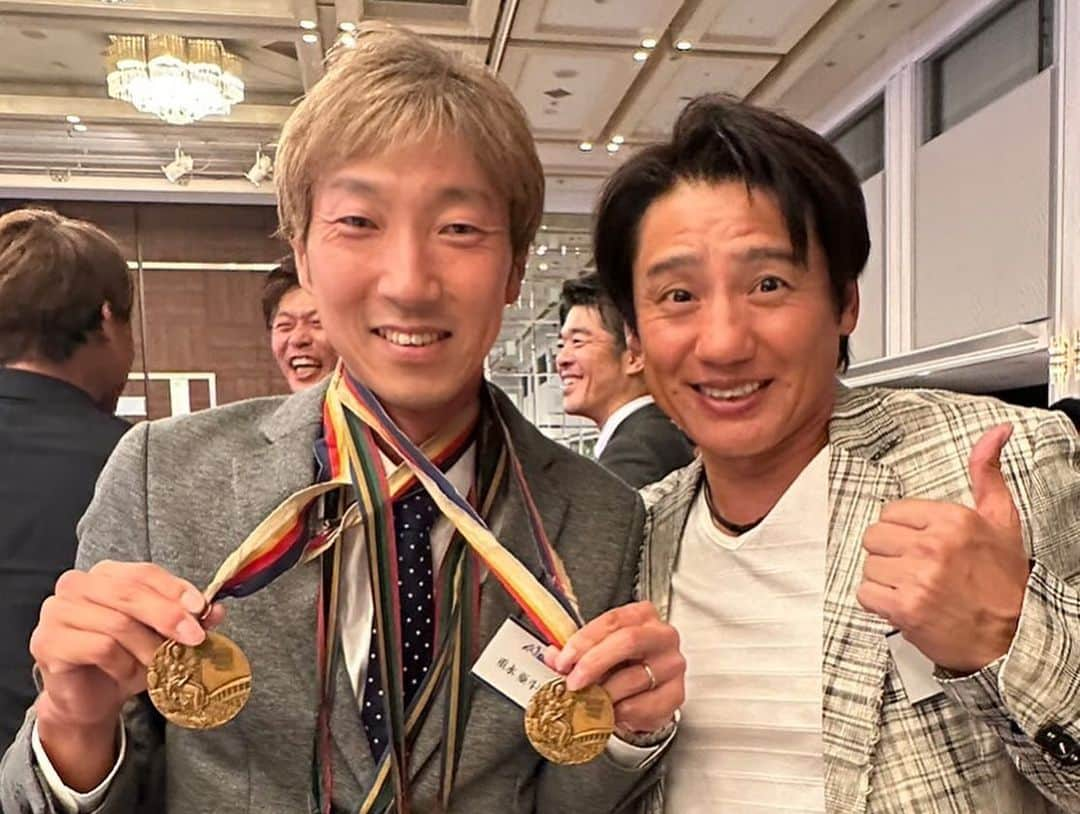 池谷幸雄さんのインスタグラム写真 - (池谷幸雄Instagram)「【ACNチャンピオンシップ ゴルフトーナメント】の前夜祭に出席して稲村亜美さんとトークショーをしました❕  日本トップの選手の方々とお会いできて感動しました🫨  今日はプロアマトーナメントなので、頑張ります⛳️ #河本力プロ #重永亜斗夢プロ #中西直人プロ #細野勇策プロ #石坂友宏プロ #稲村亜美選手 #acn #関テレ」10月4日 11時42分 - yukio_iketani