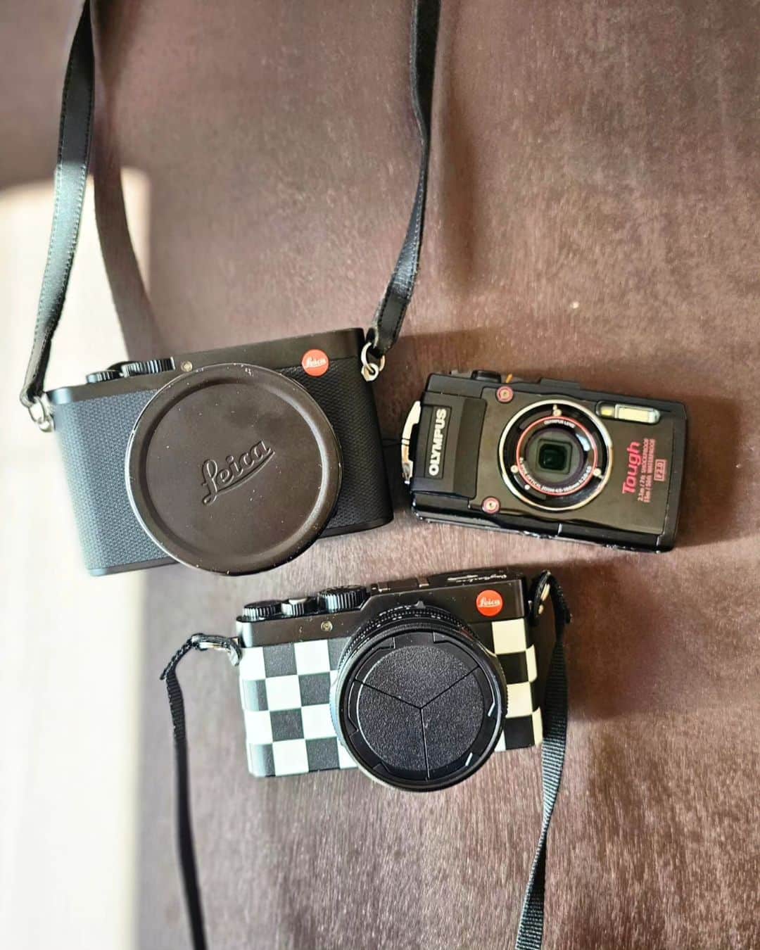 植竹拓さんのインスタグラム写真 - (植竹拓Instagram)「☆NSH☆の撮影Set📷️  現在、Qシリーズを使っているけど新宿伊勢丹LeicaよりQ3の入荷待ち。  OLYMPUSは接写出来るので長年重宝しているお気に入り。  D-LUX7は完全に一目惚れでした。  #Leica #qシリーズ #dlux7 #vans #olympus」10月4日 12時33分 - hiromu0820
