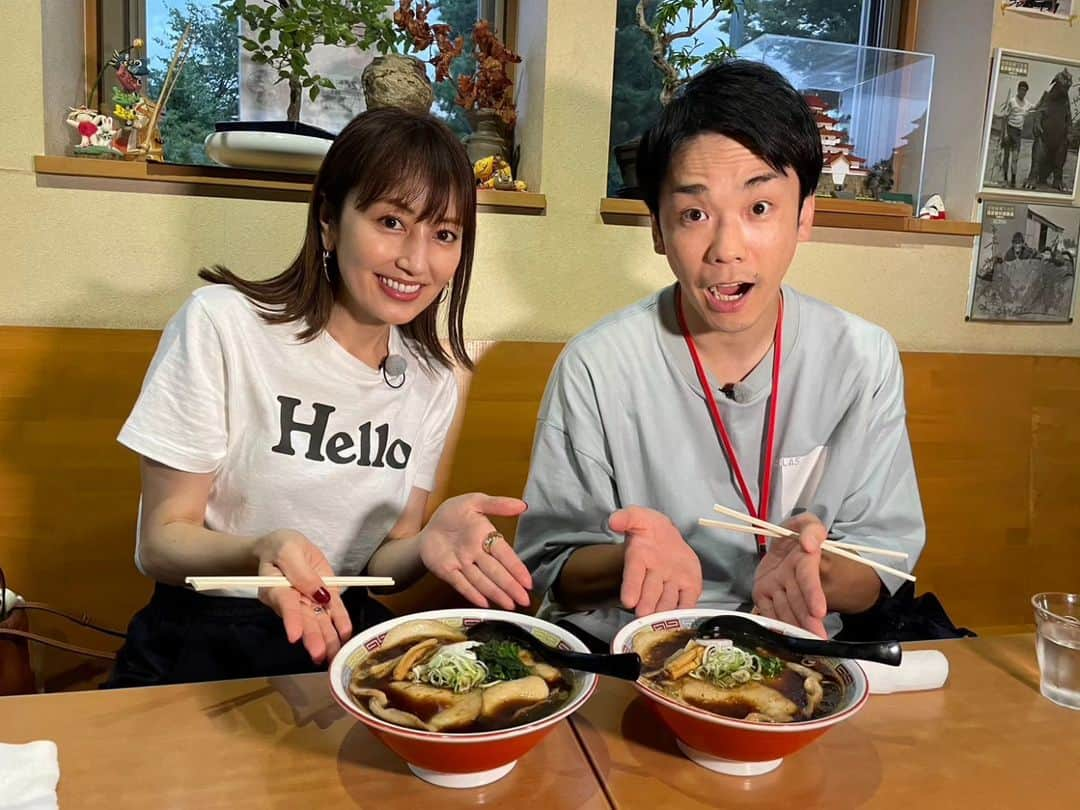 テレビ東京「太川蛭子の旅バラ」さんのインスタグラム写真 - (テレビ東京「太川蛭子の旅バラ」Instagram)「今夜6時25分からは 『かまいたちの名所名物先取り旅第6弾✨』 放送に先駆けて濱家チームが立ち寄ったスポットを1箇所ご紹介✌️💙 濃厚な醤油を使った黒いスープが特徴のご当地ラーメン 郡山ブラックが味わえる「ますや」！！！！ 疲れた身体に黒いスープが染み渡る〜🥰 郡山のご当地グルメを満喫したお2人… 果たして勝利できたのか！？ 勝利の行方はぜひ放送で！！！！  📣TVerではスマホやPC、タブレットなどで全国どこからでも無料のリアルタイム配信で番組をお楽しみいただけます📺  #テレビ東京 #かまいたちの名所名物先取り旅 #先取り旅 #かまいたち #山内健司 #濱家隆一 #前園真聖 #矢田亜希子 #福島県 #会津若松 #猪苗代 #郡山 #鶴ヶ城 #白虎隊 #猪苗代湖 #野口英世 #祝言そば #GReeeeN #郡山ブラック #プラネタリウム #磐梯山 #サッカー #天国と地獄の旅 #ジェットコースター旅 #旅好きと繋がりたい」10月4日 12時44分 - tvtokyo_tagaebi