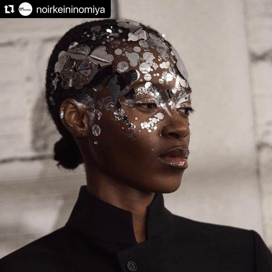 Amazing JIROのインスタグラム：「#Reposting @noirkeininomiya  ・・・ noir kei ninomiya SS24 beauty by make-up artist @amazing_jiro, hair stylist @lukemiyazaki and their dedicated teams.     Photographs by @melanie.rdp       #noirkeininomiya」