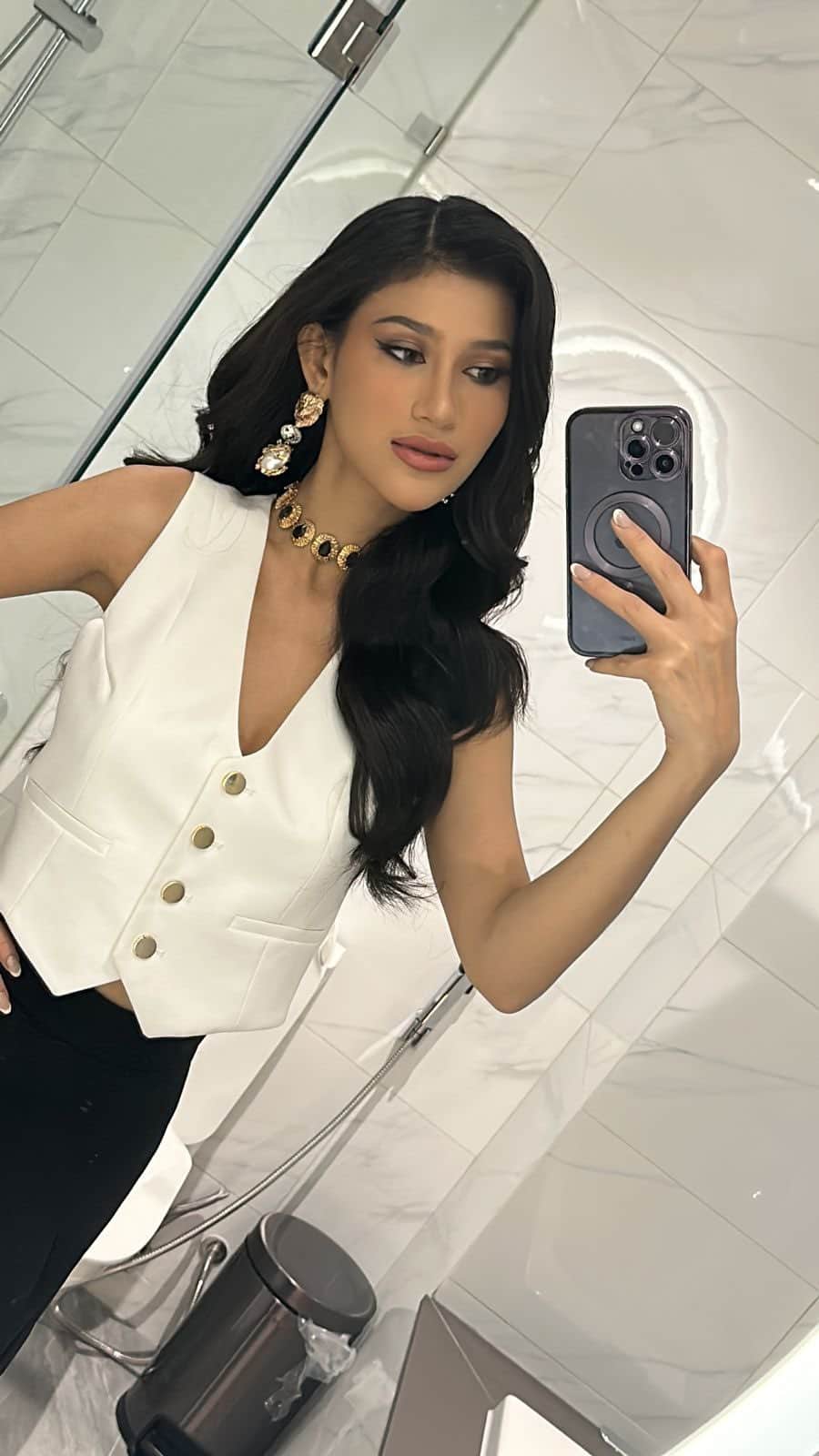 Ivan Gunawanのインスタグラム：「Melaju  ajah  cantik  @ritassyawellgreat  enjoy  love ❤️ you have fun」