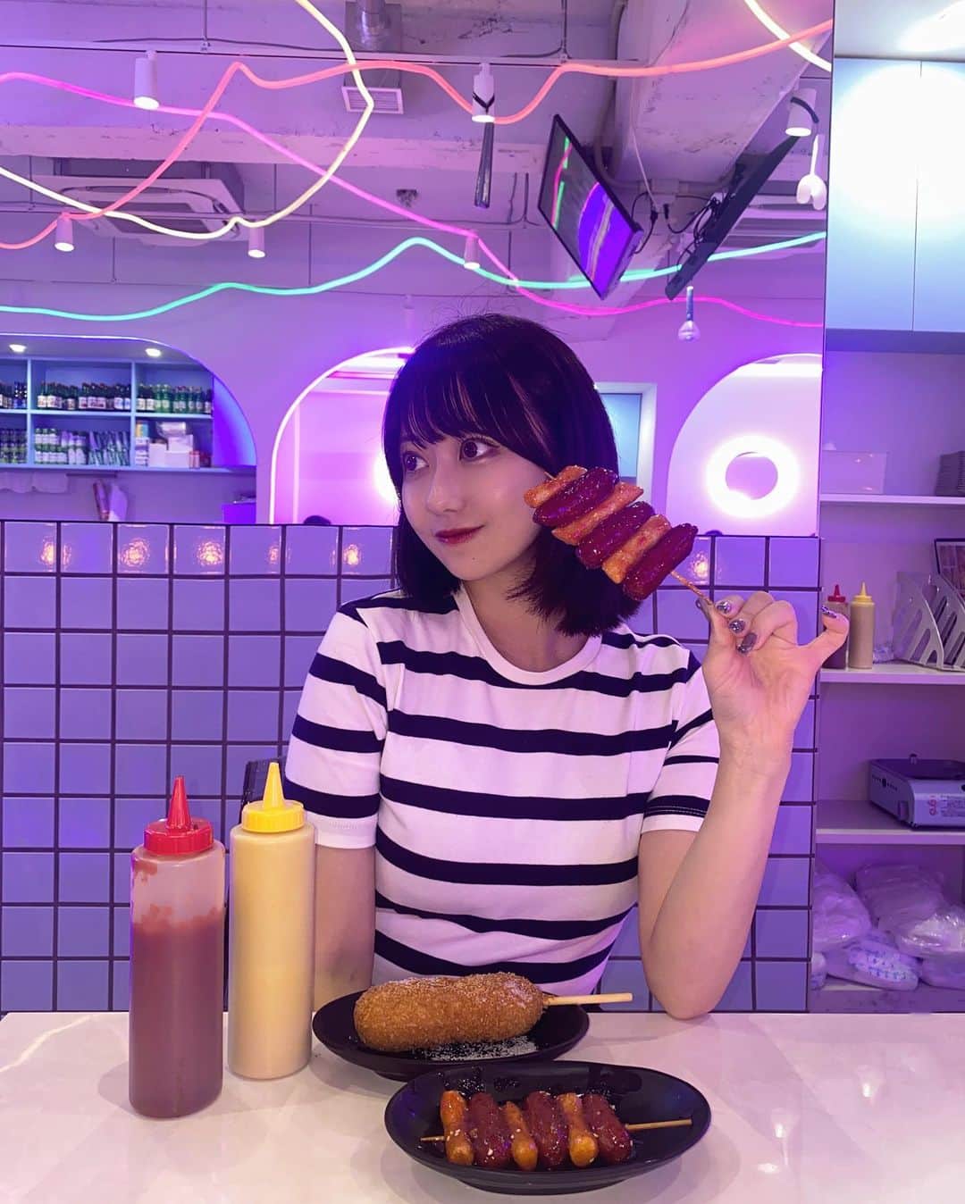 MI-MIさんのインスタグラム写真 - (MI-MIInstagram)「ボブにしました^^ こんなにバッサリいったの久々✂️ 似合う〜?  @ryusei.osada  ありがとう♡」9月10日 22時31分 - mii__mi.chan
