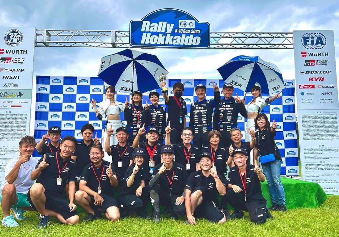 相沢菜々子さんのインスタグラム写真 - (相沢菜々子Instagram)「Rally Hokkaido ありがとうございました🫶🏻  FLEX SHOW AIKAWA Racing with TOYOTIRESは  110号車 川畑真人選手(@kawabata_tmr ) /中谷篤選手組 クラス優勝🏆  115号車 竹岡圭(@kei_takeoka )選手/中田昌美選手組は4位完走✨  初ラリー楽しかったです！ 皆様応援ありがとうございました✨  #FLEX #FLEXSHOWAIKAWARacing #FLEXGIRL #RallyHokkaido #TOYOTIRES #ラリー北海道」9月10日 22時44分 - nanako_aizawa