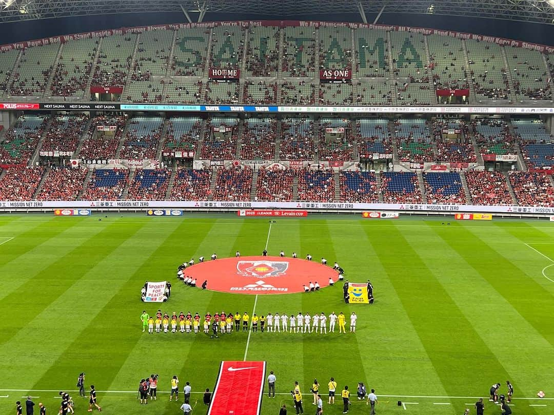 水内猛のインスタグラム：「ルヴァンカップ準決勝進出❗️次は横浜F・マリノスとの対戦❗️…の、前に金曜日に京都サンガとリーグ戦❗️埼玉スタジアムへ行こう🫡 #浦和レッズ #ルヴァンカップ #準決勝進出 #金曜日 #埼玉スタジアムへ行こう」