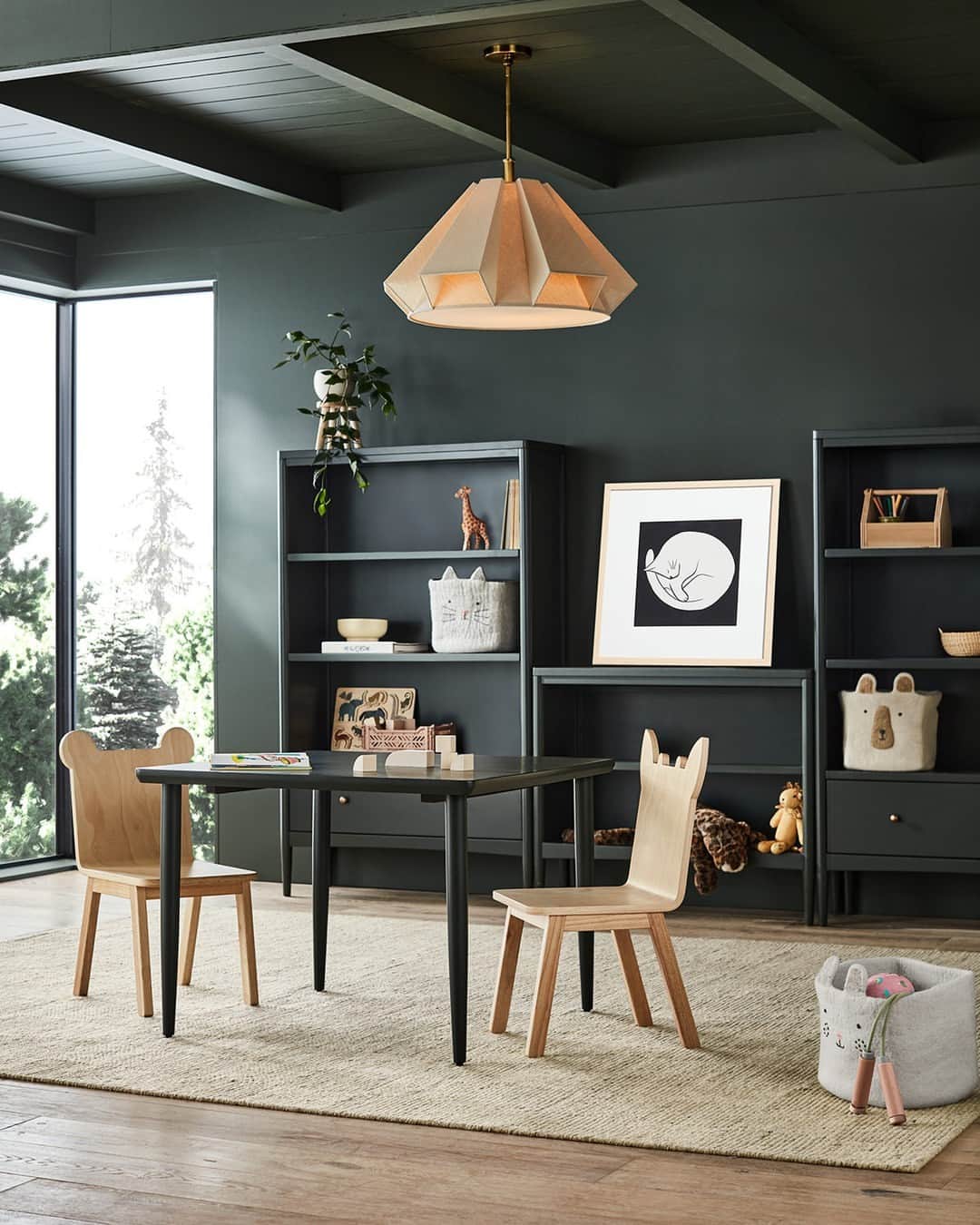 ジャスミン・トゥークスのインスタグラム：「A playroom that's also pretty? Yes, please! Earthy green walls, warm wooden seats and animal accents create a space that invites their imagination to explore.  #PlayroomInspo #PlayroomFurniture #PlayroomDecor #KidsPlayroom #AnimalPlaychairs #OliveGreenInspo #PlayroomDesign」