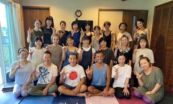 Ken Harakumaさんのインスタグラム写真 - (Ken HarakumaInstagram)「ケンハラクマの小田原市 ロムディー「自・然・体」スタジオヨガワークショップ @lomdii_tomozo  2日間ありがとうございました❣️ @international_yoga_center  #アシュタンガヨガ  #プライマリーレッドクラス  #呼吸法  #瞑想 #ケンハラクマ」9月10日 15時10分 - kenharakuma