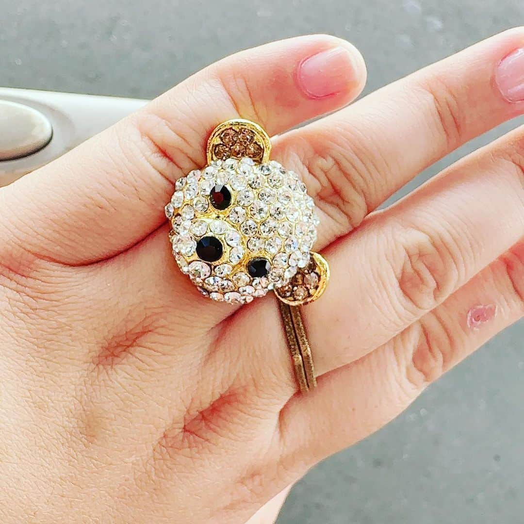 やしろ優さんのインスタグラム写真 - (やしろ優Instagram)「デニーズで買ってもらった指輪💍  お気に入り🎵  #やしろ優」9月10日 15時13分 - yashiroyuuuu