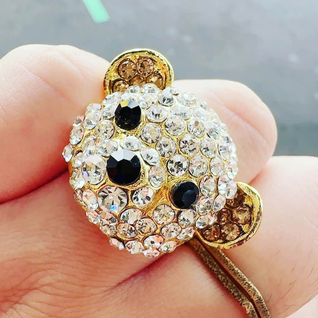 やしろ優さんのインスタグラム写真 - (やしろ優Instagram)「デニーズで買ってもらった指輪💍  お気に入り🎵  #やしろ優」9月10日 15時13分 - yashiroyuuuu