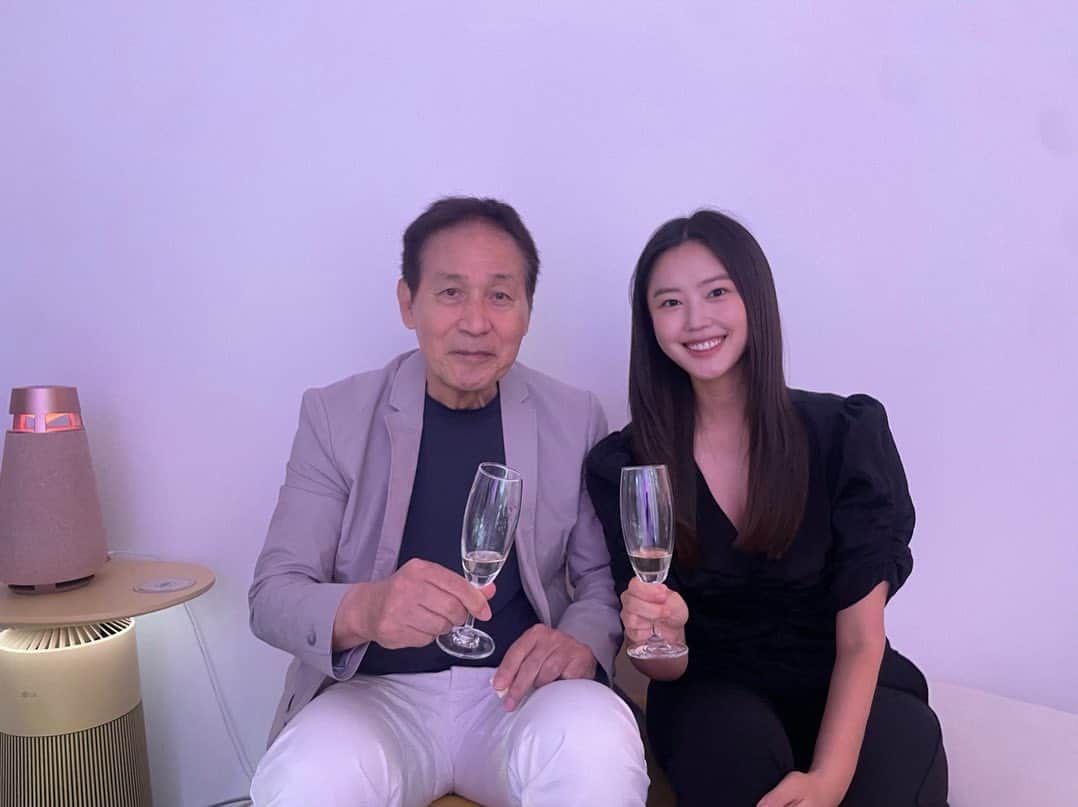 チェ・リのインスタグラム：「🙏」