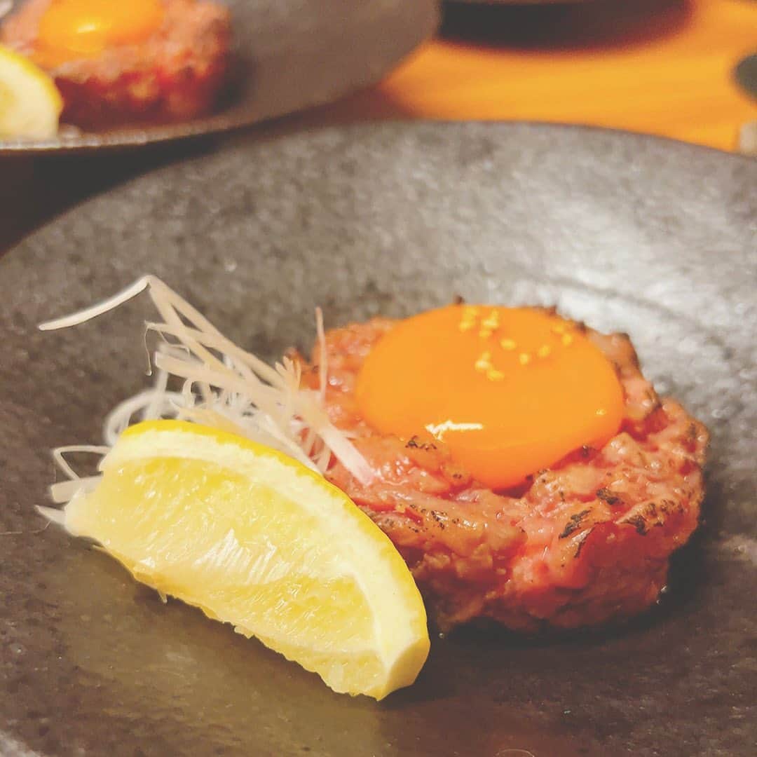藤高つばさのインスタグラム：「. .. ... 美味しいお肉食べたい人🙋‍♀️ ... .. . #焼肉ぽんが #恵比寿焼肉」