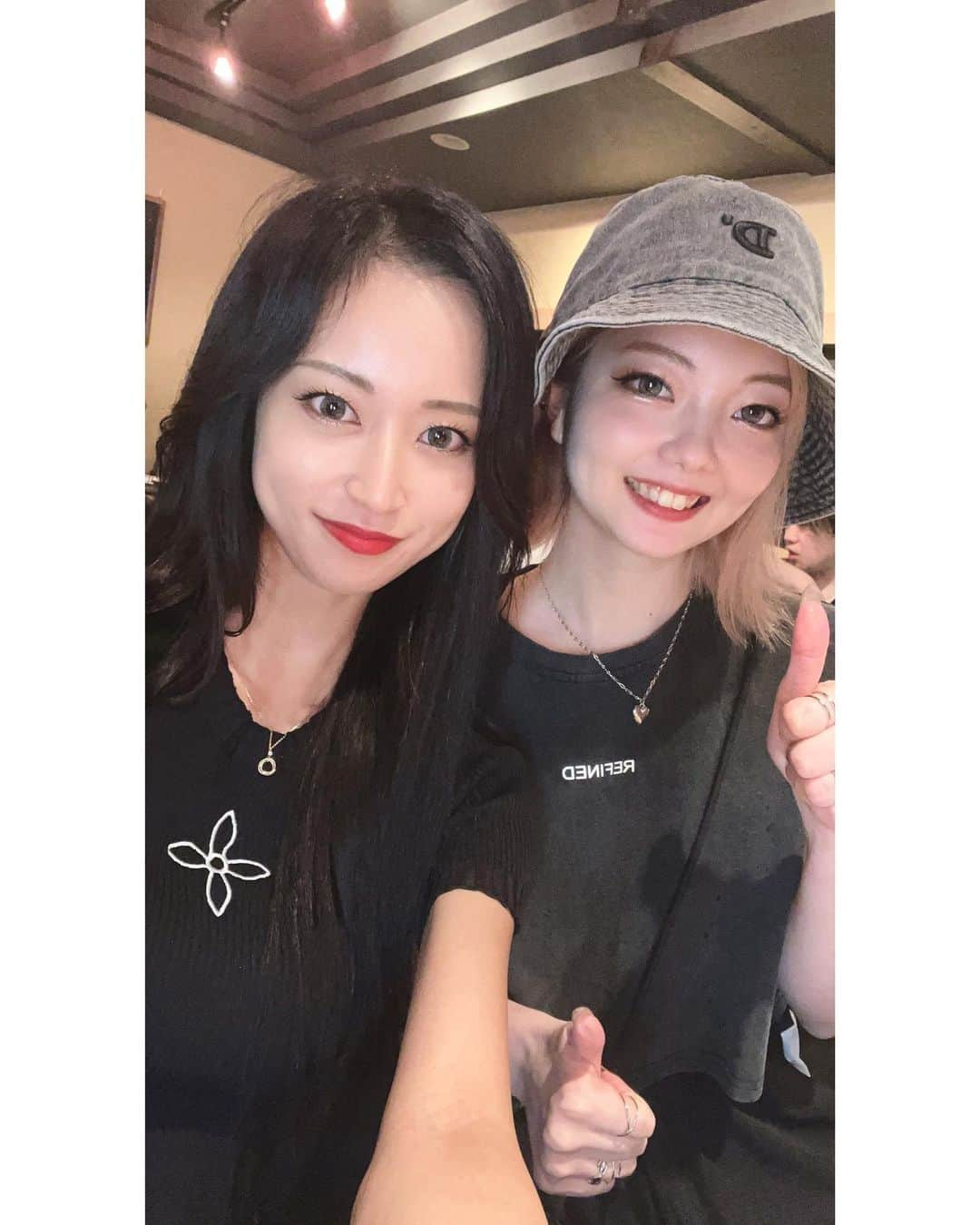 だふちゃん 。のインスタグラム：「🍻 🐟  はちきん娘👯‍♀️  #土佐の女 #はちきん  #いつもありがちょんまげ」