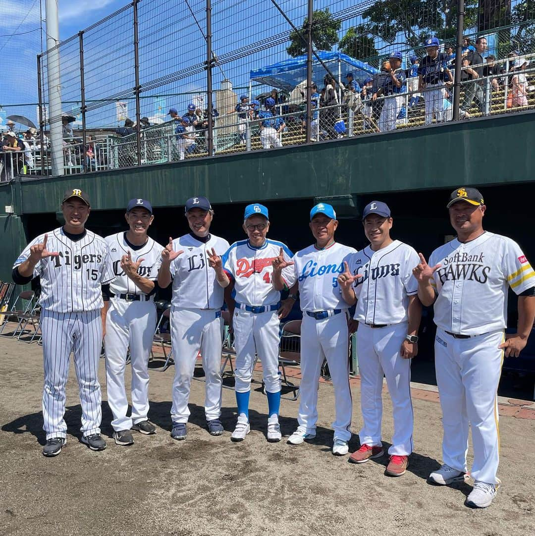 G.G.佐藤のインスタグラム：「オールライオンズ〜 #seibulions  #れおほー」