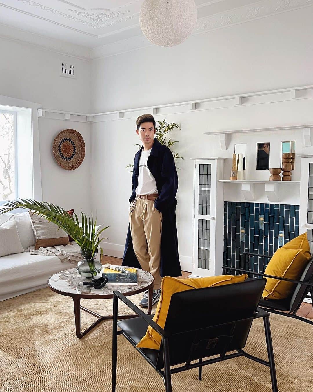 Christoffer Chengのインスタグラム：「From teeth to homes 🦷 🏠  Both of these might sound extremely unrelated, but what I’ve realised through my journey transitioning between the two worlds is that they both help people improve a very personal part of their lives.   Back when I was in dentistry, I’ve learned that the key to being a good dentist is not only to produce good dental work, but also having the ability to connect with people, build trust, express empathy and solve problems with attention to detail.   Similar qualities applies now when I am helping clients creating their homes. Our homes are impactful and crucial to our well-being, it’s part of our identity, it’s where we recharge, reflect, nurture and nourish our minds and soul.   Just being who I am and the rest will follow, I can’t wait to continue on this journey, spread love and make the world a better place one property at a time 💙」