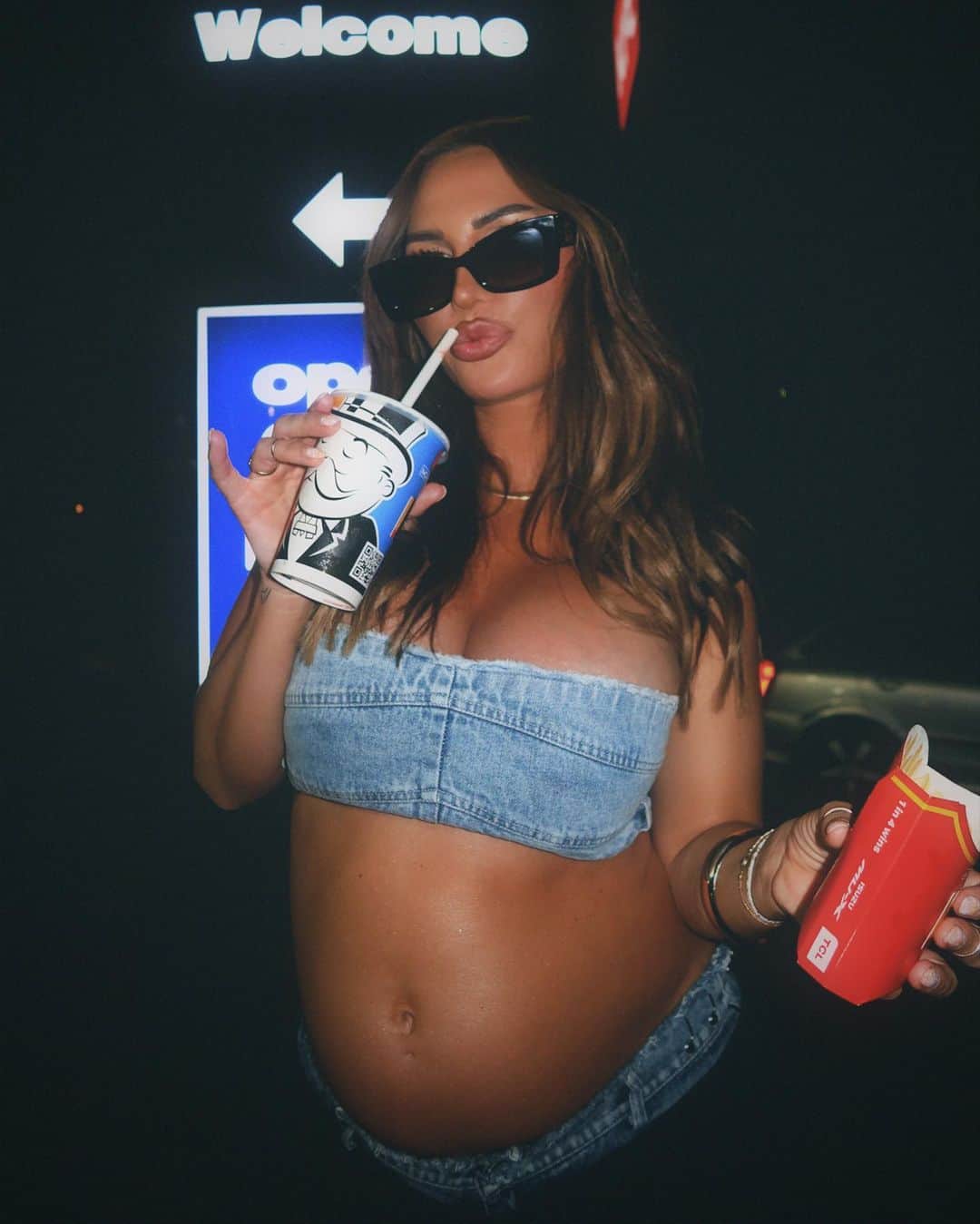 Rosanna Arkleのインスタグラム：「Oh no Maccas Monopoly is back you know what that meanss 🙈🍟 - p.s living in @south.st this whole pregnancy - Thank uuu! 🫶🏽🙌🏽」