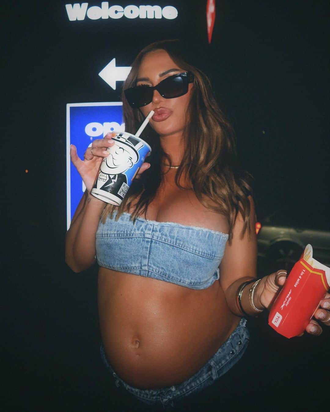 のインスタグラム：「Oh no Maccas Monopoly is back you know what that meanss 🙈🍟 - p.s living in @south.st this whole pregnancy - Thank uuu! 🫶🏽🙌🏽」