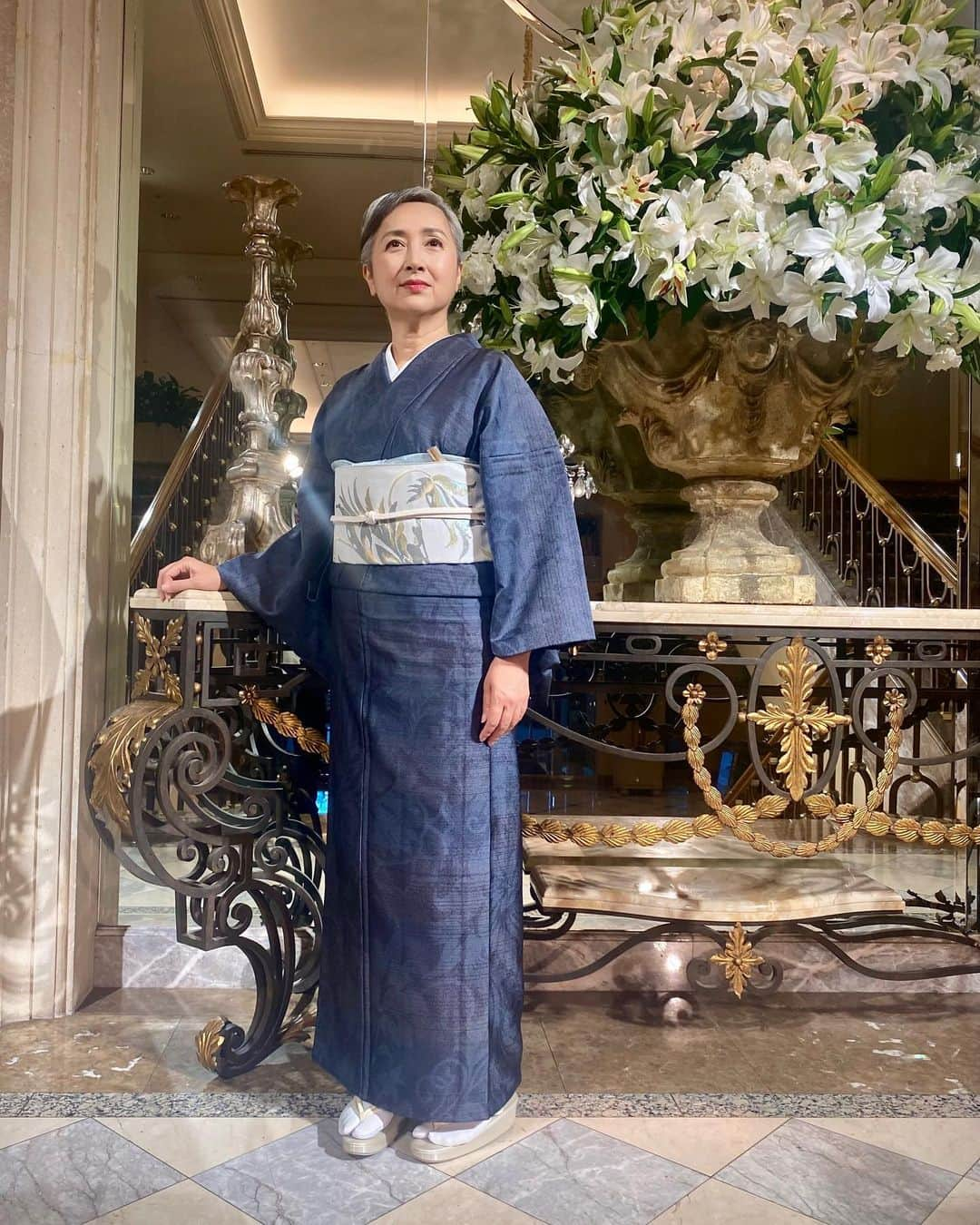 近藤サトさんのインスタグラム写真 - (近藤サトInstagram)「青銅箔　#着物　#西陣織　#kimono」9月10日 17時24分 - sato_greyhair