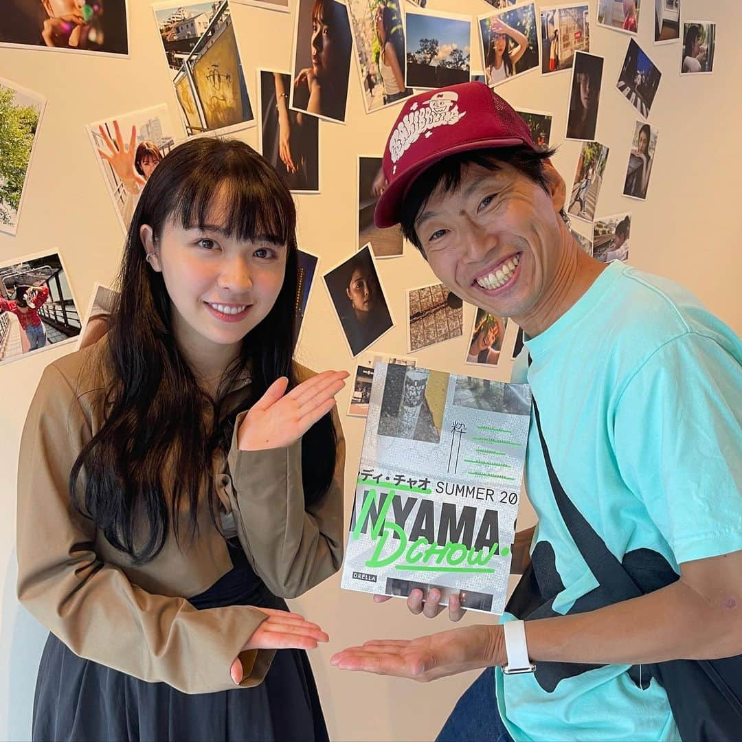 谷+１。のインスタグラム：「久しぶりに渡辺みり愛ちゃんと再会☺️  代官山✖︎アンディ・チャオ写真展「DAIKANYAMA.ST」にて アンディさんの素敵な作品がいっぱい見れます📷 9/10に続いて9/18 13:00〜14:00から在廊イベントあります😉 みなさん是非😚 #渡辺みり愛 #アンディ・チャオ写真展 daikanyama.st/post/press」