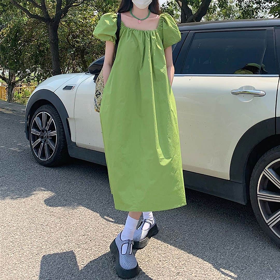 のインスタグラム：「👈韓国ファッションのトレンドアイテムは17kgで購入🖤  チェックしてみてね🇰🇷  【パフスリーブグリーンワンピース N7917S】  #韓国ファッション #韓国コーデ #17kg #イチナナキログラム #プチプラコーデ #プチプラファッション」