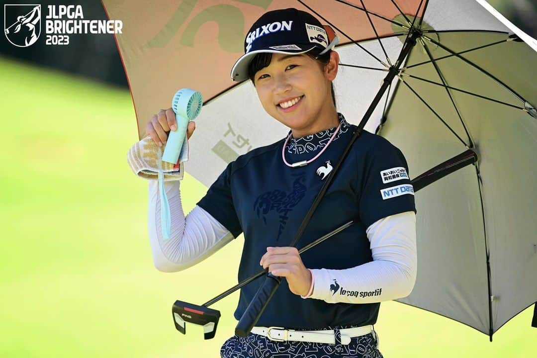 菅沼菜々さんのインスタグラム写真 - (菅沼菜々Instagram)「#日本女子プロゴルフ選手権大会コニカミノルタ杯 応援ありがとうございました🪄  難しすぎて楽しかった！ セカンドショット痺れるホールがあったり、グリーンで乗せちゃいけないところがあったりと、攻めがいのあるコースでした！ しっかり頭使ったので、頭疲れちゃったので2日間くらい頭癒しましょう🥹💓  初めて長崎でしたが、皿うどんも美味しかったし、有名な焼肉屋さんにも行ってとても充実した1週間でした！🫶🏻  また来週からしっかり課題を練習して頑張るので、応援宜しくお願いします❤️  #まだまだ残暑は厳しいです #みなさま体調にはお気を付けて」9月10日 18時18分 - nanasuganuma_official