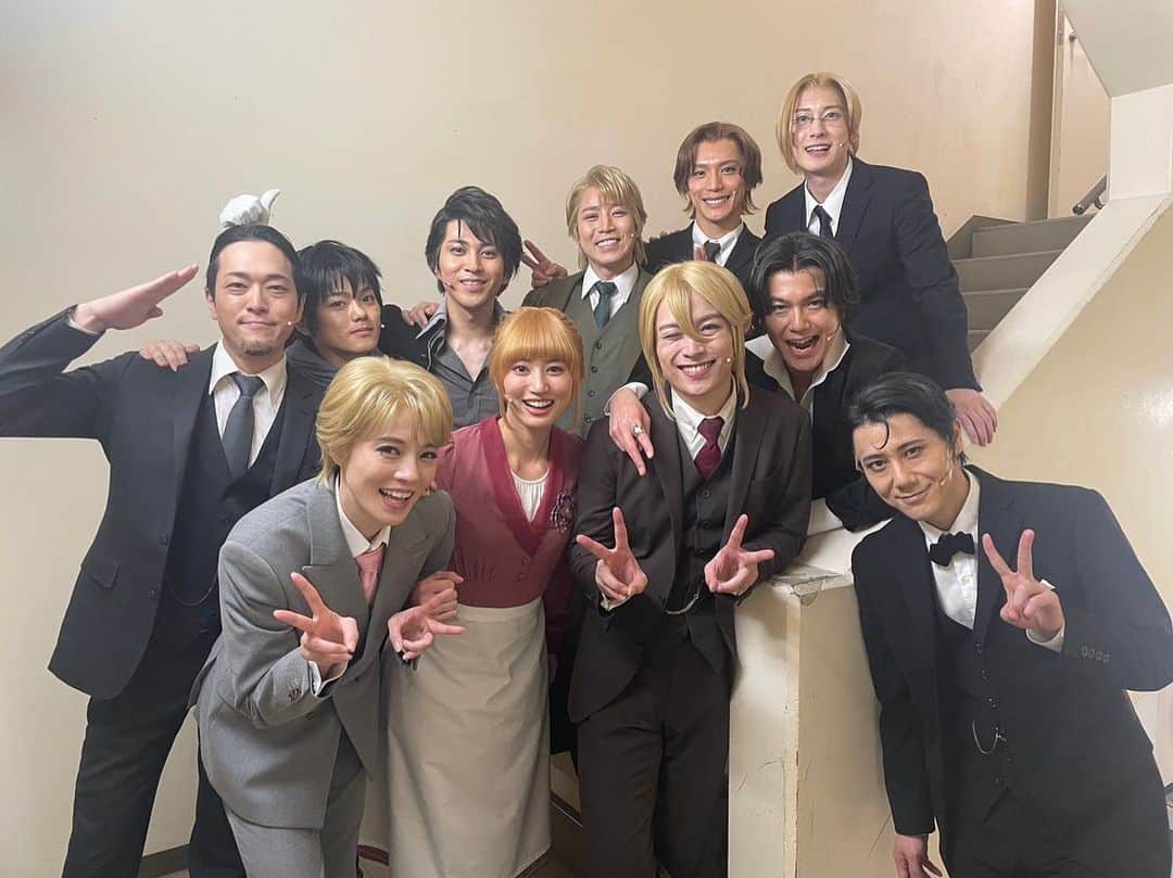 山本一慶のインスタグラム：「ミュージカル『憂国のモリアーティ』 Op.5 -最後の事件-  全公演みなさんに届けることが出来ました！！！  ルイスとして精一杯生きました！  このメンバーが大好きです✨  ありがとうございました😊✌️  #憂国のモリアーティ #モリミュ #ルイス #山本一慶」