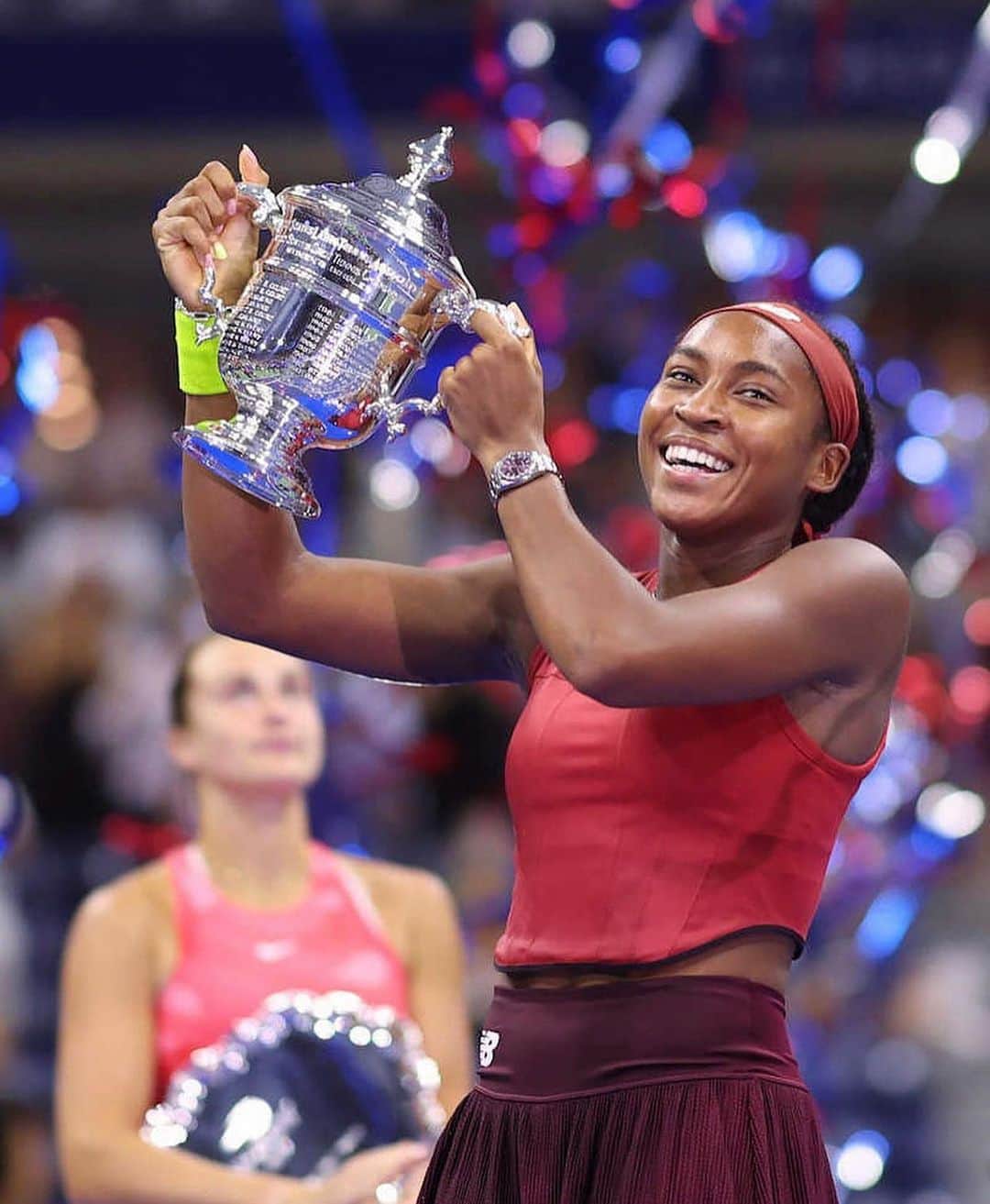 ボリス・コジョーのインスタグラム：「This is just the first… Congratulations Coco! Way to go from inspired to inspiration.  🏆🎊🎈❤️🙏🏾🎾」