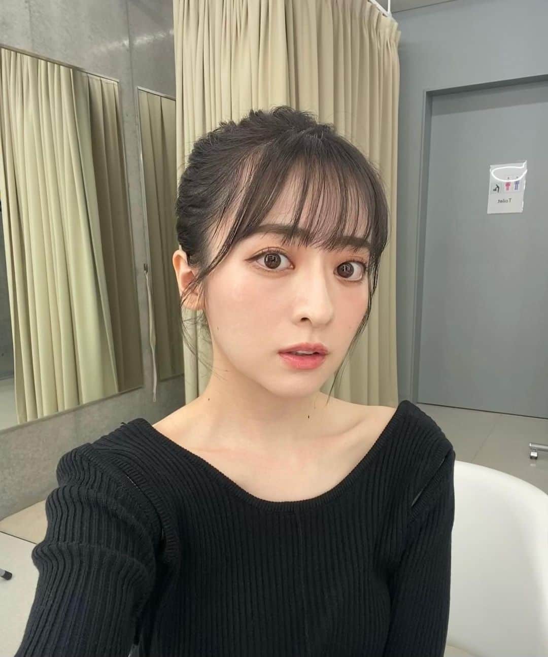 末吉 瞳のインスタグラム：「もうAWやって。 1年あっという間だ🥲」