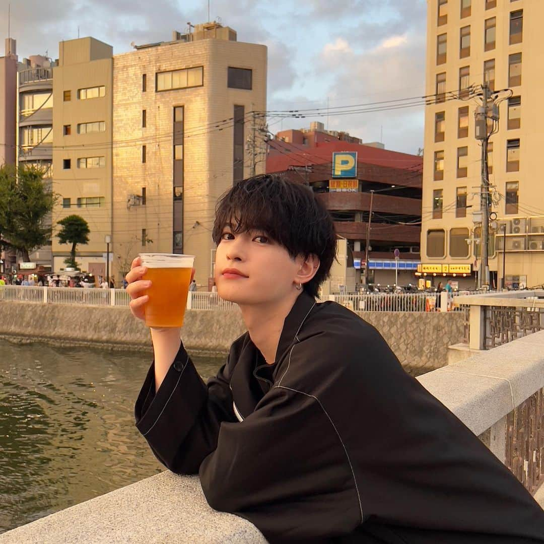 水原匡也さんのインスタグラム写真 - (水原匡也Instagram)「福岡に水原とビールとはこのことです たくさんコメント待っとるでい #福岡」9月10日 18時52分 - 7min__kyoya