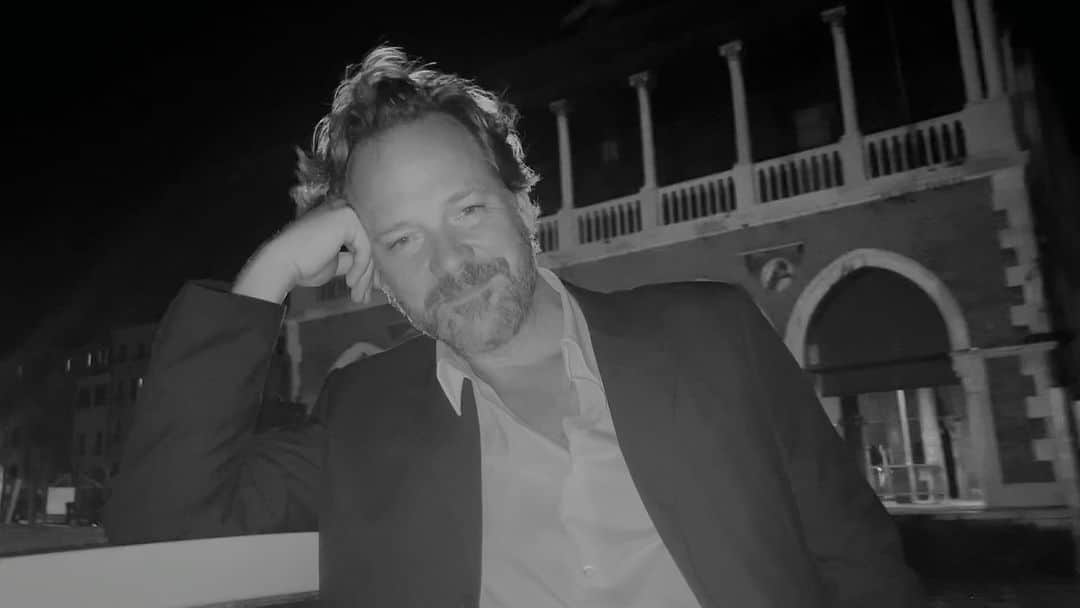マギー・ジレンホールのインスタグラム：「My husband @gaardsars won the #volpicup BEST ACTOR at the Venice Film Festival last night. His performance was astonishing. Vulnerable, feet on the ground/heart in the heavens. ❤️ @labiennale」