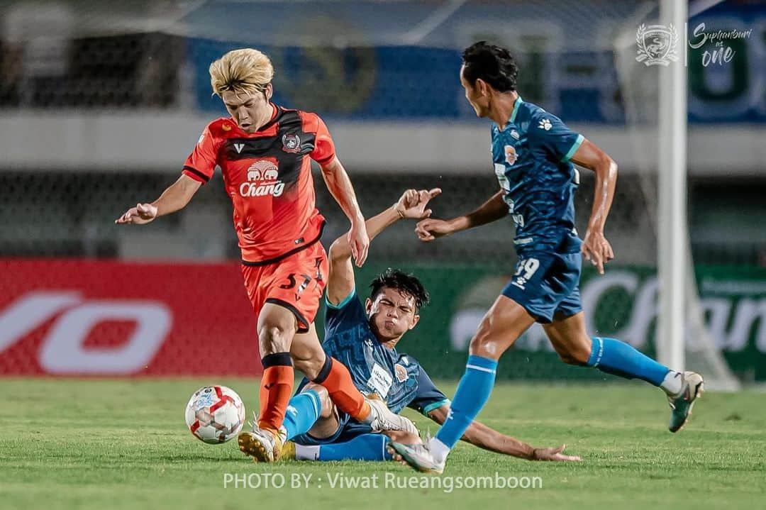 馬場悠企さんのインスタグラム写真 - (馬場悠企Instagram)「The only thing I can do is  "do my best.  #thaileague  #suphanburifc #volt #no37 #japan #asia #footballplayer  #football #ilovefootball #ilovesoccer #mylife #enjoy #training #youtube」9月10日 19時12分 - yuki_bamba32