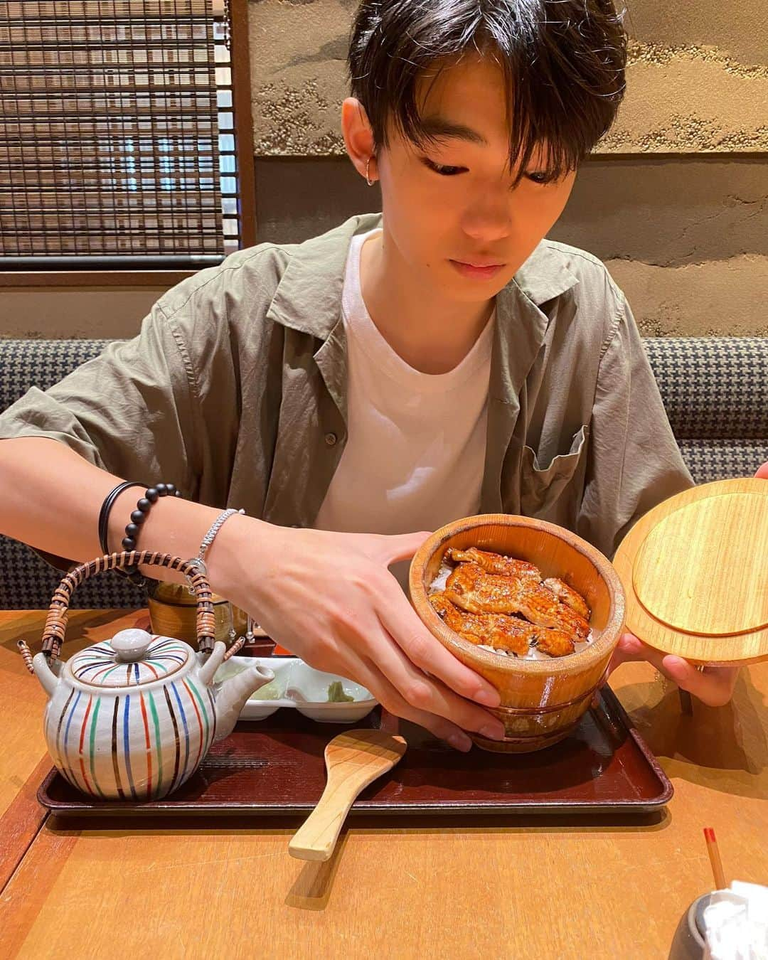 冨永章胤さんのインスタグラム写真 - (冨永章胤Instagram)「秋といえば、うなぎのイメージです！ うなぎ食べてきました！ めっちゃ高かったけどめっちゃ美味しかった！笑  今日の投票もお願いします！ #メンズノンノモデルオーディション2023」9月10日 19時43分 - akitsugu.t