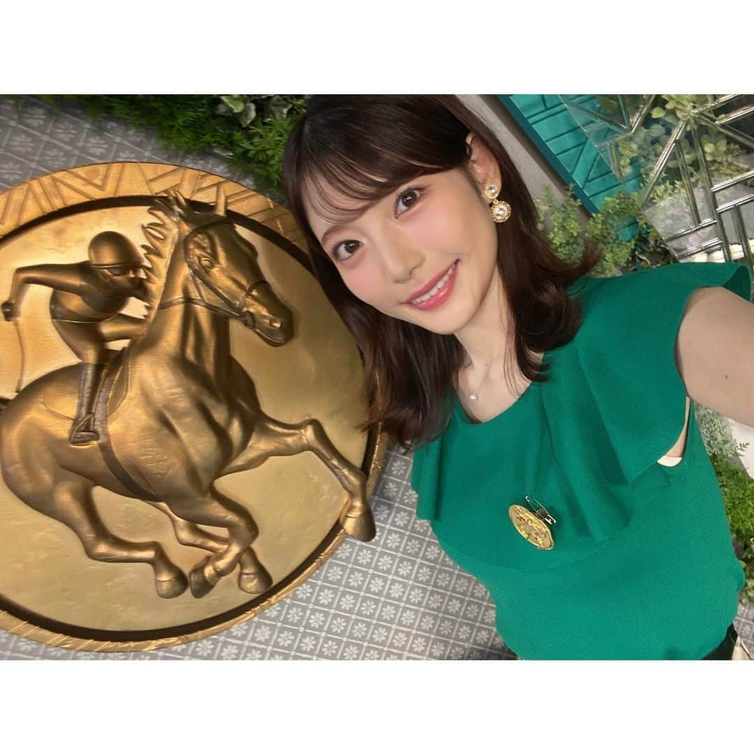 竹俣紅さんのインスタグラム写真 - (竹俣紅Instagram)「☀️ きょうから秋競馬。 『みんなのKEIBA』をみてくださったみなさん、ありがとうございました！ 1枚目は、中山芝1600mのスタート地点。 きょうの中山は、新潟に負けないくらいの日差しと蒸し暑さでした💦 ⁡ きょうの阪神のGⅡセントウルSは ◯アグリと◎スマートクラージュが2着3着に来てくれたのですが、 中山のGⅢ 京成杯AHの予想YouTubeは、 ことごとく当たりませんでしたね〜😭 ⁡ 秋競馬は、夏とはアプローチを変えた方がいいのでしょうかね… めげずにがんばります！ ⁡ ⁡ ⁡ #みんなのKEIBA #中山競馬場」9月10日 19時53分 - benitakemata_official