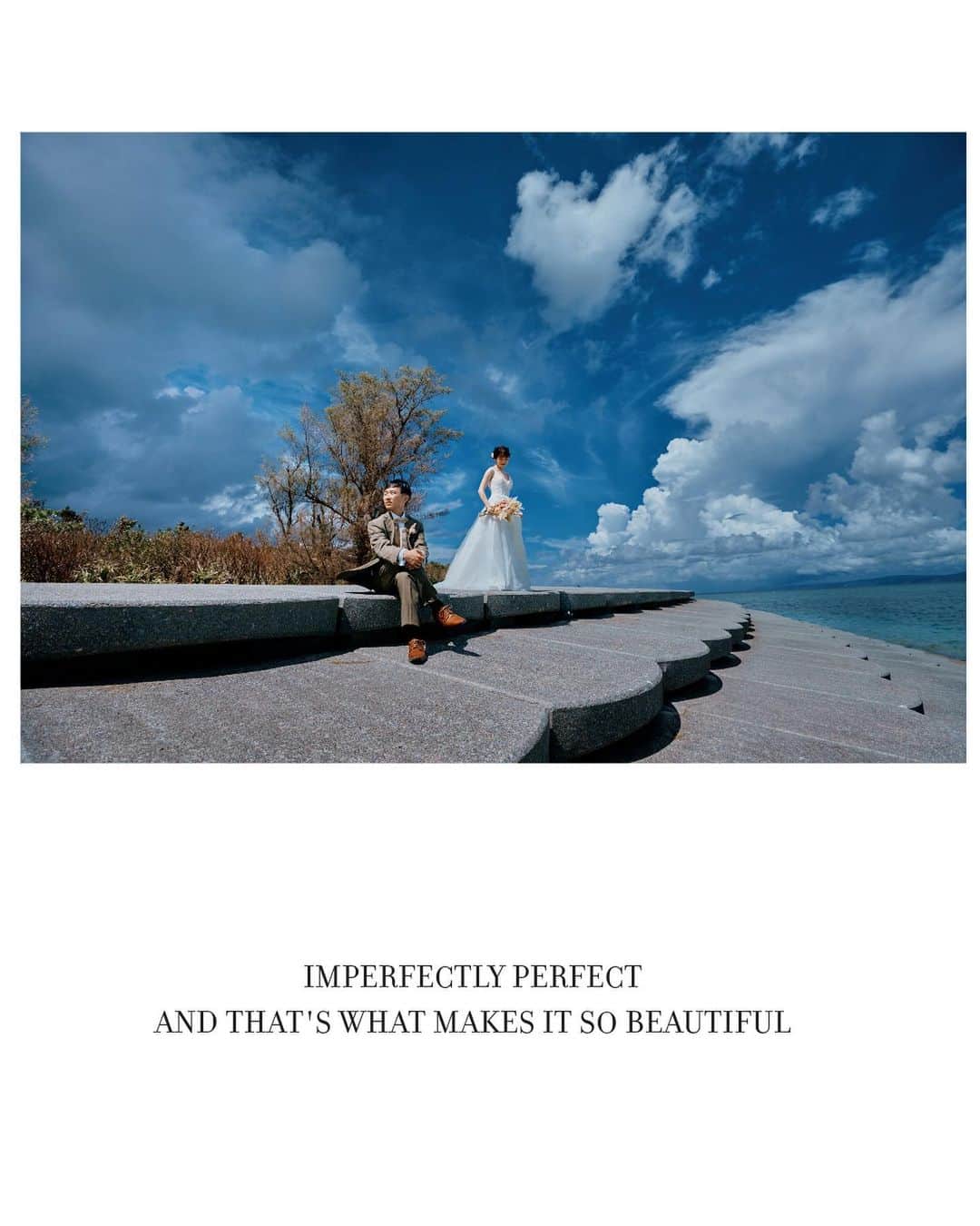 STUDIOSUNS DE&COのインスタグラム：「予定していたビーチが大雨のため古宇利島で撮影🏃 結果青空の写真が撮れて良かったー！ 📸百田@momota.deco.ph   どの写真がお気に入りですか？コメントもいただけたらとても嬉しいです！💒🗨️ #撮る結婚式 #StudioSUNS #沖縄 #沖縄フォトウェディング #プレ花嫁 #古宇利島」