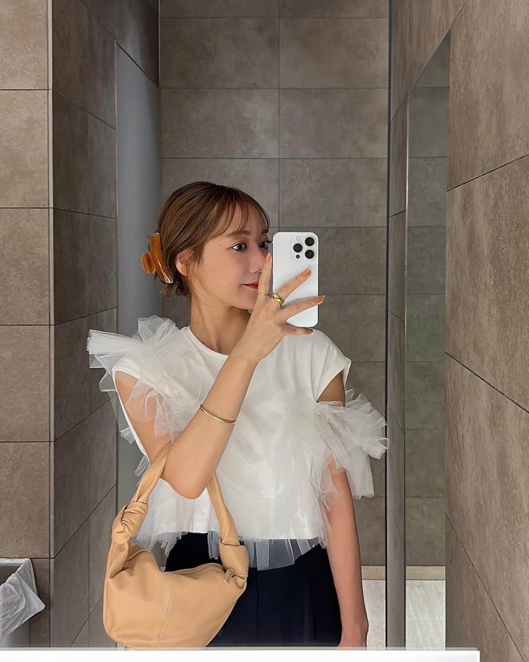 小川陽香のインスタグラム：「ㅤいろいろ🤍🌼 ㅤㅤ ・私服 ・コスメ購入品 ㅤ・パーソナルカラー診断 ・骨格診断の養成講座 ・🍝 ㅤ・🤳🏻 ㅤ ㅤ」
