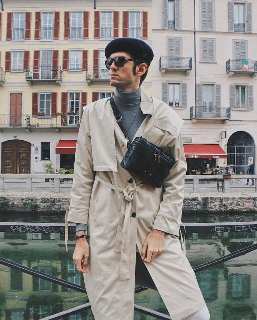 ボルサリーノさんのインスタグラム写真 - (ボルサリーノInstagram)「One can never go wrong with a black beret & a beige khaki trench.  Repost style influencer @petarmilano dons a #Borsalino black #fw23 beret captured in one of his #Milanodays posts demonstrating a #Hatyourdiversity vibe with the ease of transitioning seasons through the selecting a perfect accessory.   Shop your favorite new #Fall style & more now on www.borsalino.com    #italianstyle #MadeinItaly #Borsalinoworld #beretcap #September #Borsalinocaplover #Borsalinonberet #aroundtown #transitingaccessories #urbanvibes #influencers #milanstreetstyle #Borsalinostyleinfluencers」9月10日 21時00分 - borsalino_world