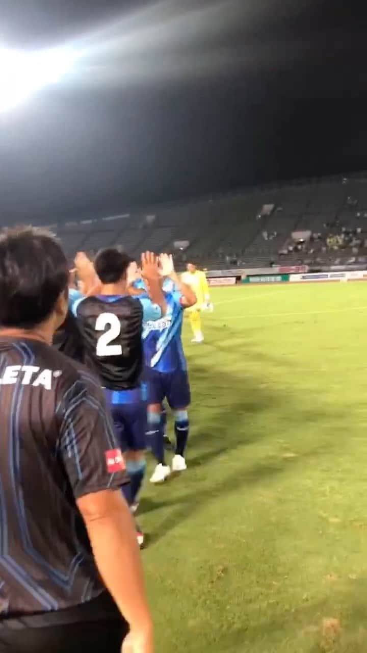 カマタマーレ讃岐のインスタグラム：「🏆明治安田生命Ｊ３リーグ第26節 🆚#カターレ富山  ⏰試合終了 ⚽️1-0  連勝🙌🙌🙌 1点差を守り抜き、勝利を掴みました‼️ 讃岐の反撃が始まる🔥🔥🔥  #カマタマーレ讃岐 #ALLFORSANUKI」