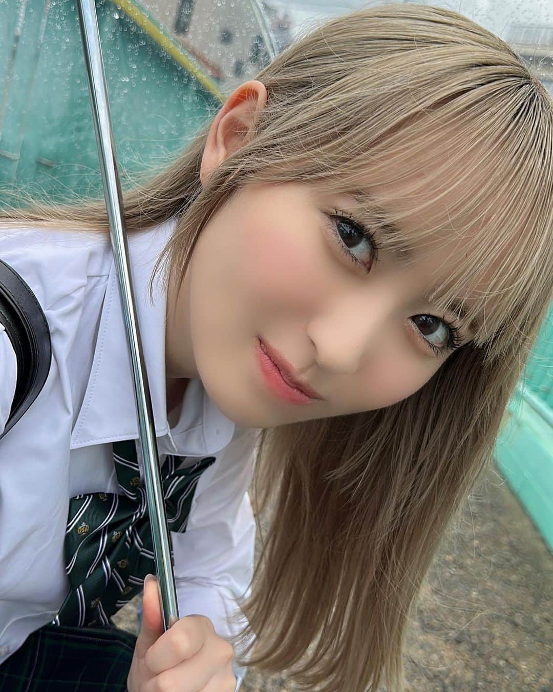 川中子奈月心さんのインスタグラム写真 - (川中子奈月心Instagram)「お写真いっぱいだよ〜🌧🚃 #デートの後22時   ♡♡♡ #ljk  #05 ♡♡♡」9月10日 21時42分 - kawanago__natsumi