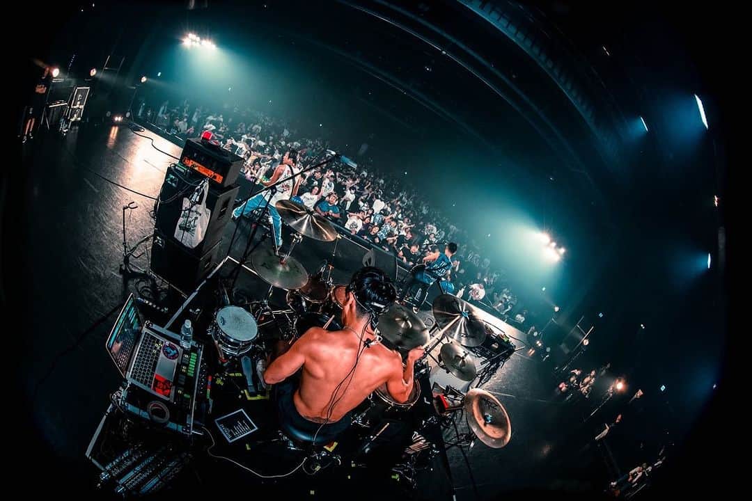 TOTALFATのインスタグラム：「豊洲PIT GOD FEST.2023 ありがとうございました！ 皆さんのウェルカムの空気感に終始笑顔が絶えないステージでした！ これからもよろしくお願いします🔥  Photo by @masaty_x」