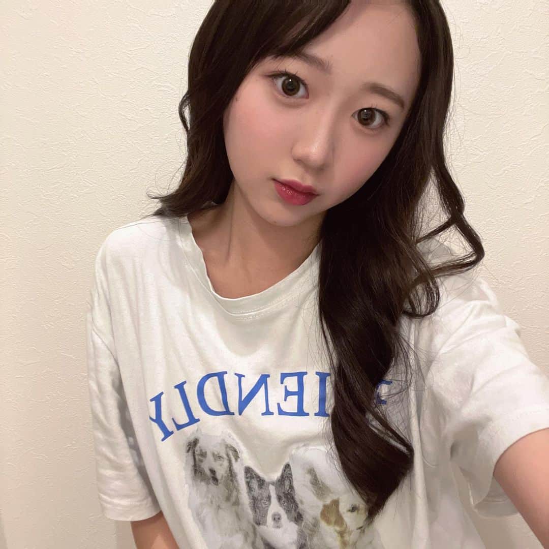 のインスタグラム：「この巻き髪のやり方 近々TikTokであげます👍」