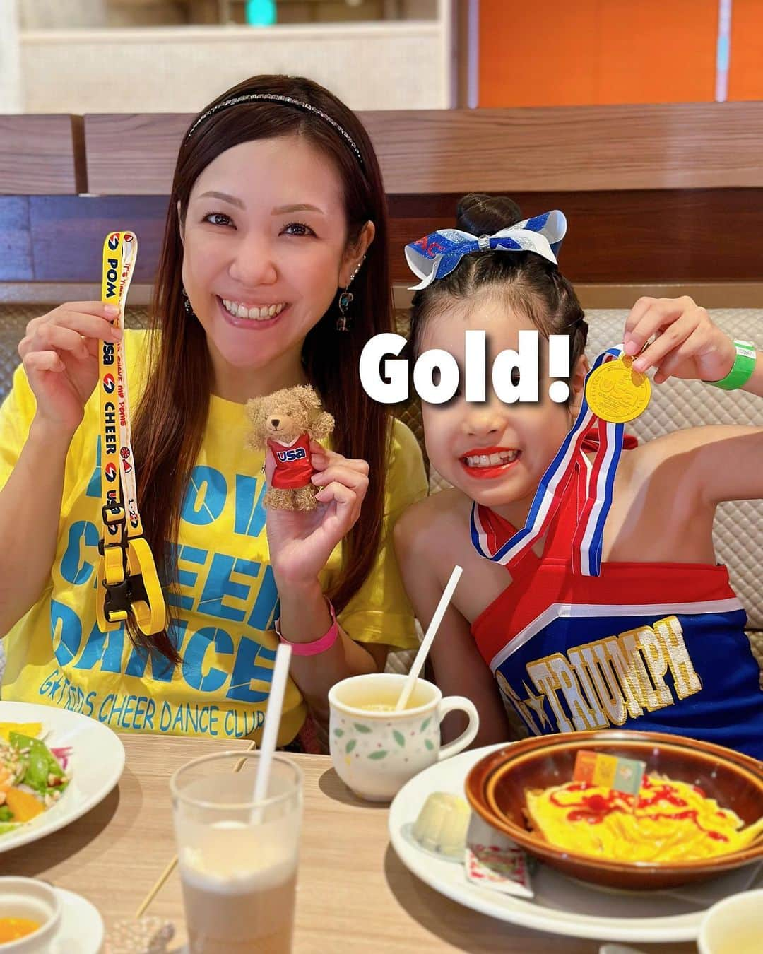 ochikeronのインスタグラム：「Gold medal 🥇 We just started.  #usaチアフェス2023 #チアフェス #cheer #チアダンス #cheerdance」