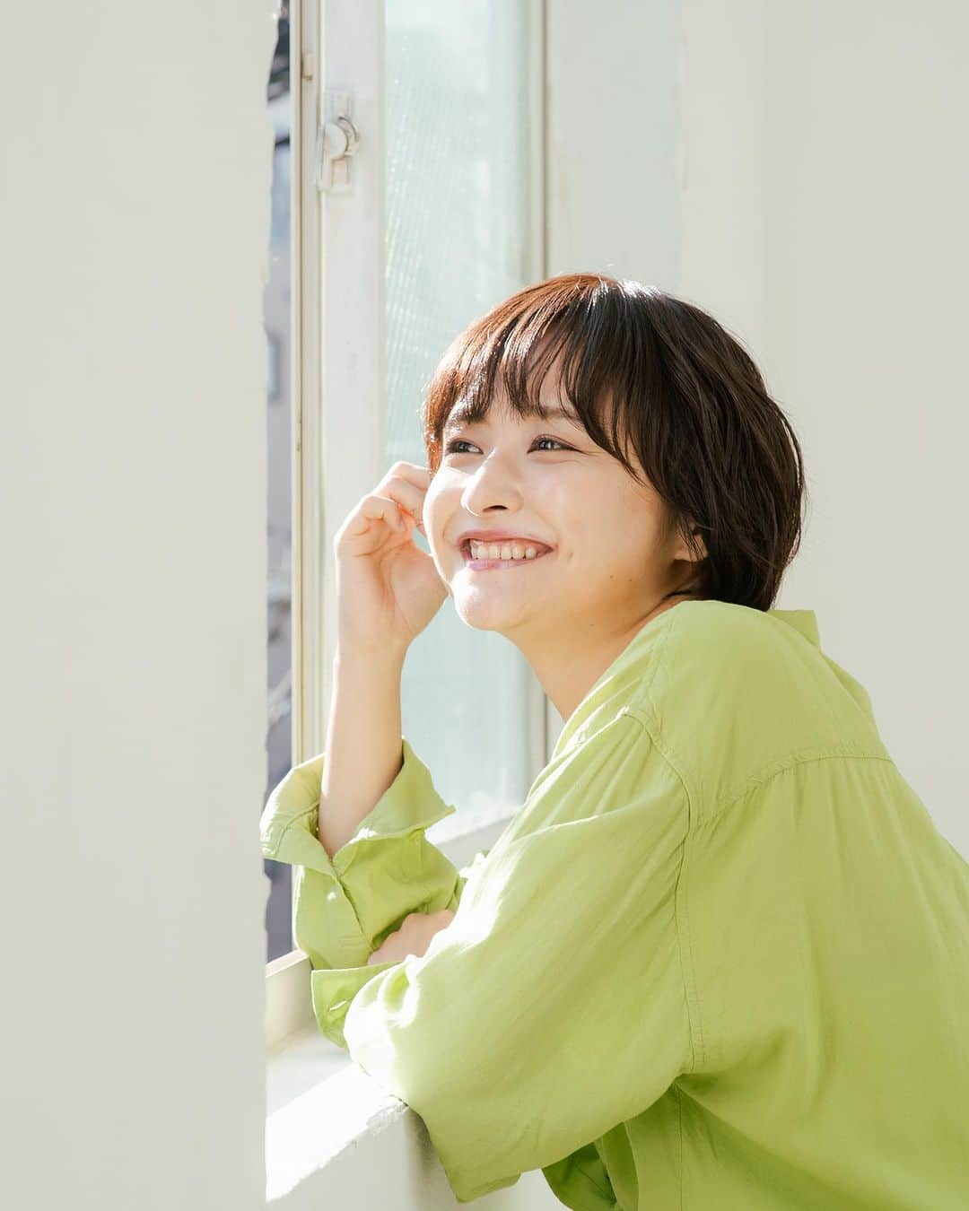 山根愛のインスタグラム：「自分らしく、マイペースに◎ 全部が自分らしくて、自分の事がいつもより好きになれそう。  phot @shibazakimadoka  stylist @ayk1121  hairmake @haruka_n_」