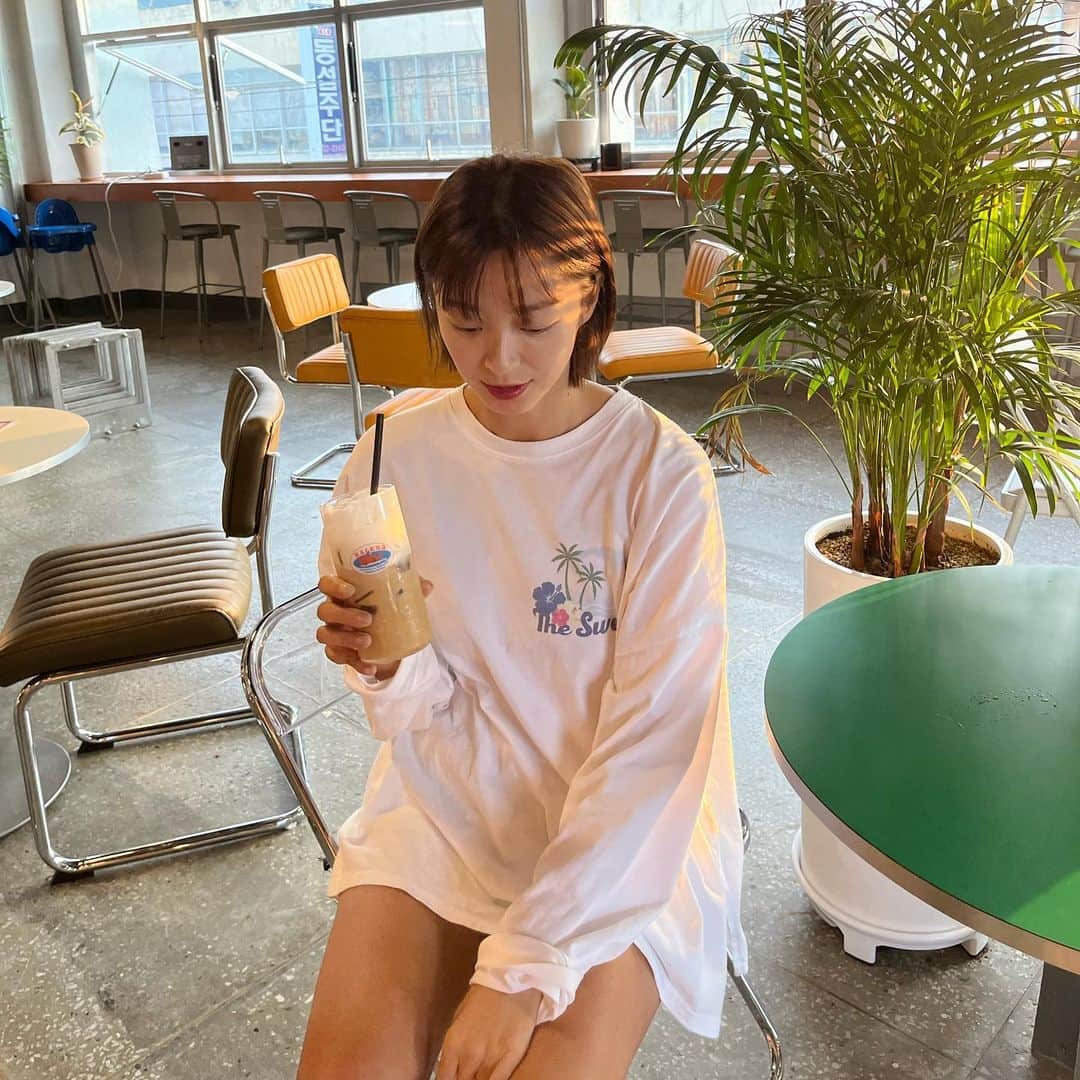 ソン・ジインさんのインスタグラム写真 - (ソン・ジインInstagram)「ㅇ ㅖ 산이 좋ㄷ r  ૮꒰ྀི σ̴̶̷̤ . σ̴̶̷̤ ꒱ྀིა 💫✨🏞️🥐🌟💥」9月10日 22時11分 - wivina_jiin