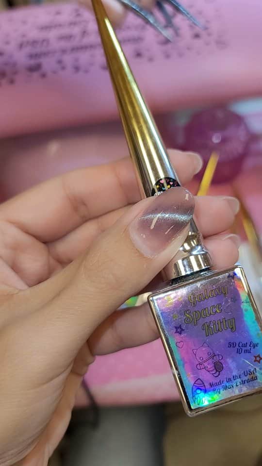 Max Estradaのインスタグラム：「Enailcouture.com space galaxy kitty 9d cat eye gel  Enailcouture.com shinee star glitter gel top coats, no wipe formula. Vegan,  Hypoallergenic and hema free.  Made in America 🇺🇸  Enailcouture.com  #nailartwow #gelpolish #nailsartvideos #nails #gelnails #nailart #notd #nailcolor #nailsalon #nailsalon #nailsvideotutorial #nailtech #nailsupply #nailsonfleek #fyp #nailsart」